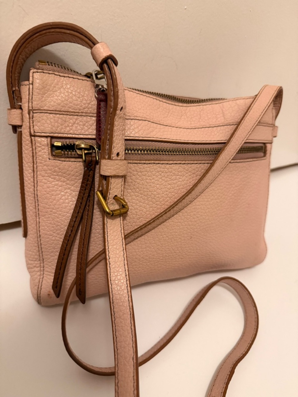 Fossil Pink Leather Crossbody Y2K Vintage Clean Adjustable Strap - Picture 4 of 13